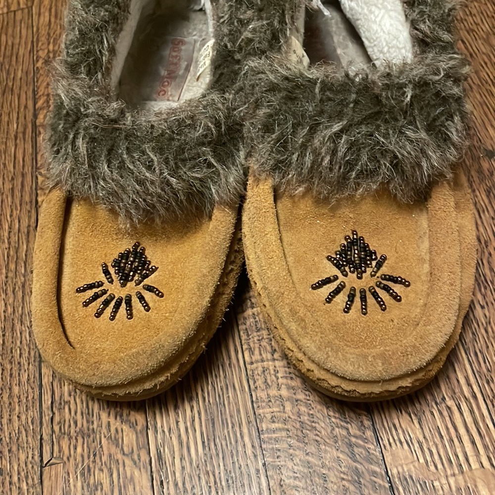 SoftMoc Moccasins Chestnut Beaded